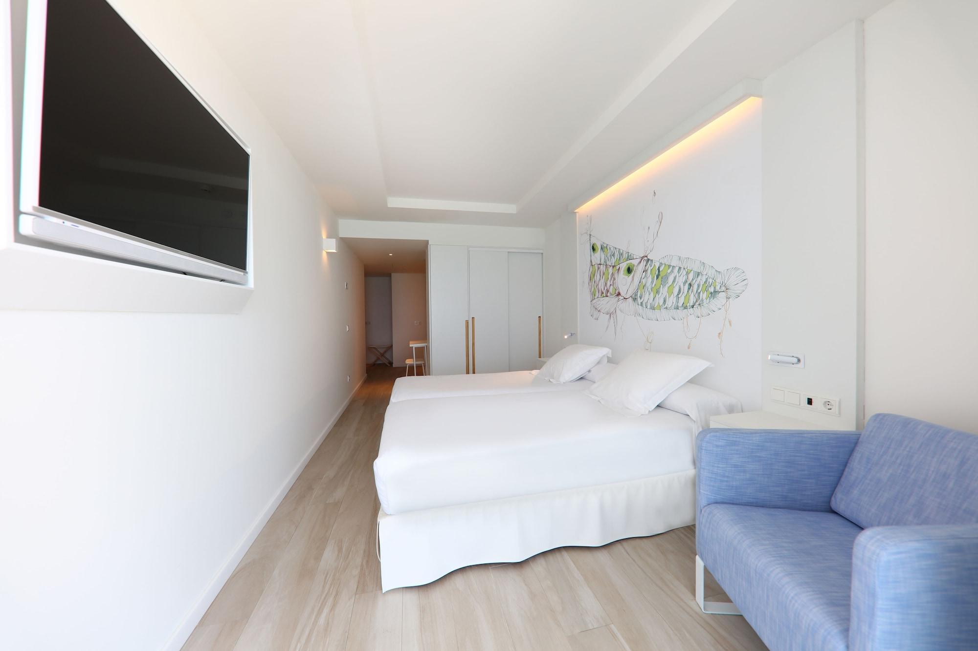 อิเบโรสตาร์ บาเอีย เด ปาลมา- สำหรับผู้ใหญ่เท่านั้น Hotel ปลายาเดปัลมา ภายนอก รูปภาพ